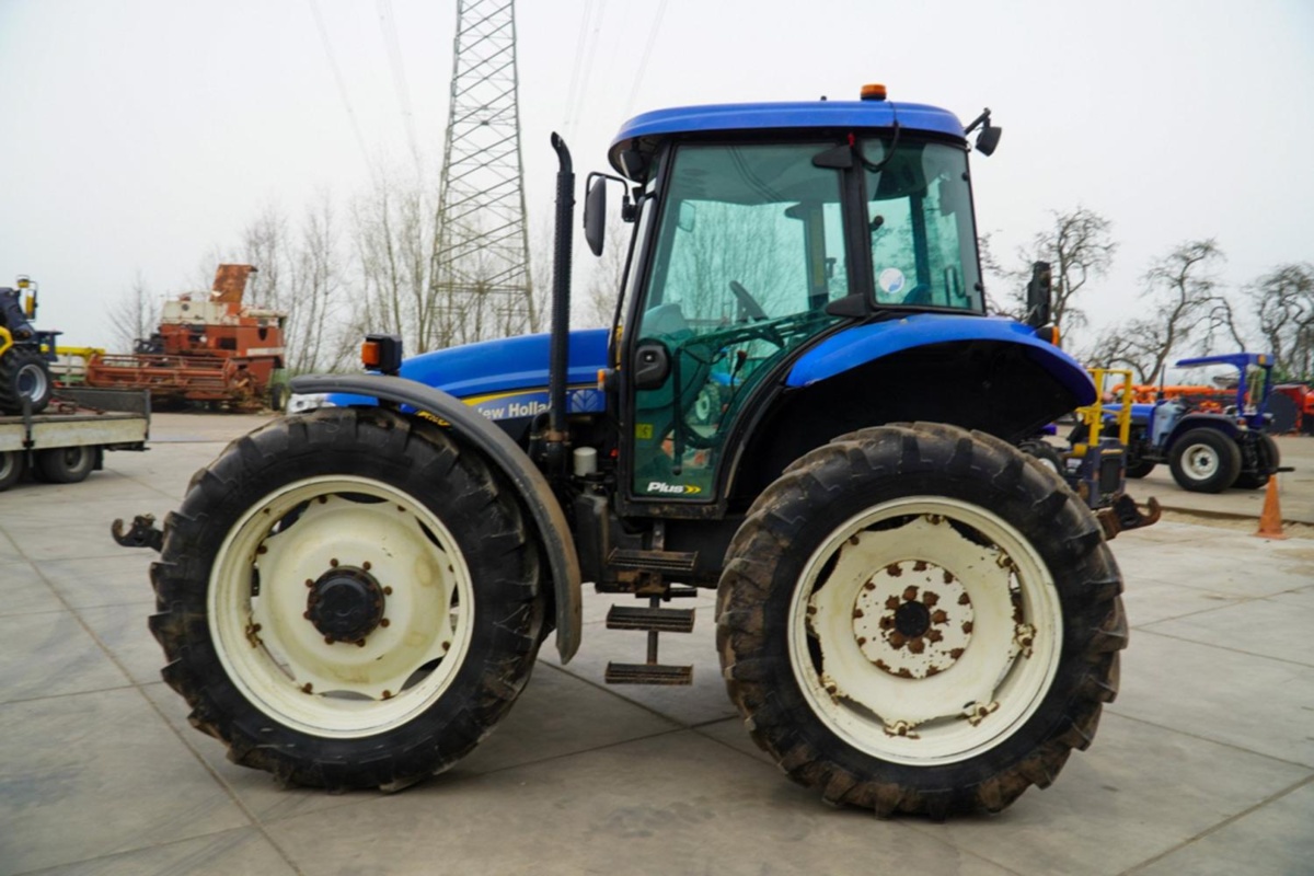 New Holland TD95D (108066)