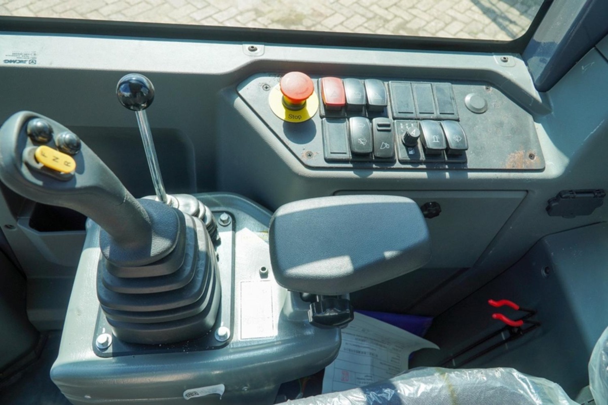  XC916E (093787)