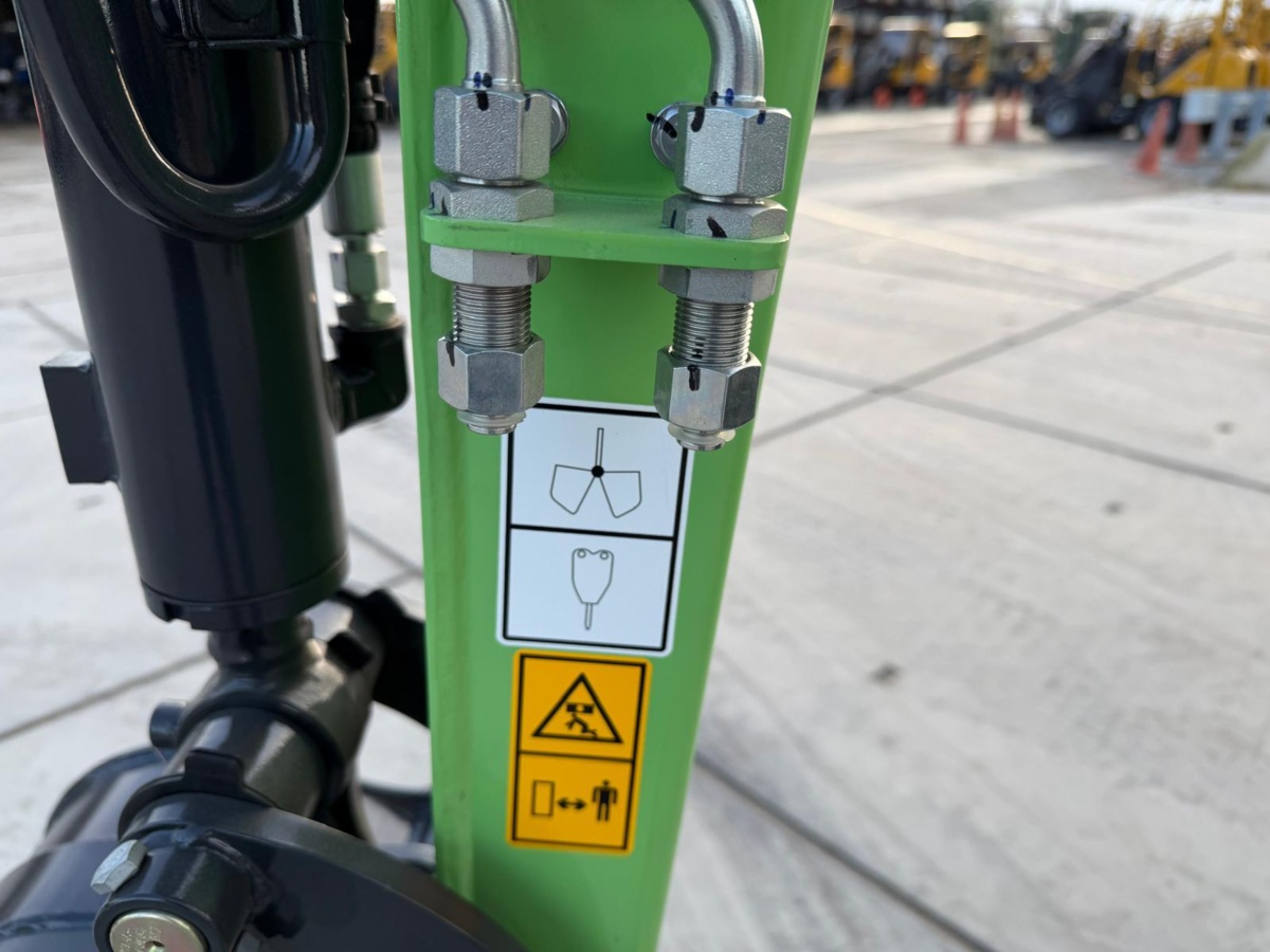Eurotrac HE22-10