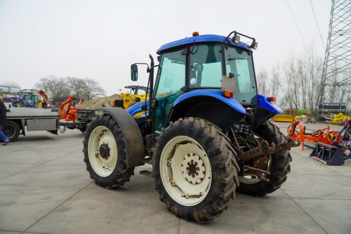 New Holland TD95D (108066)