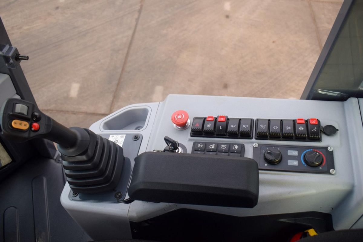 Eurotrac WL18 (109385)