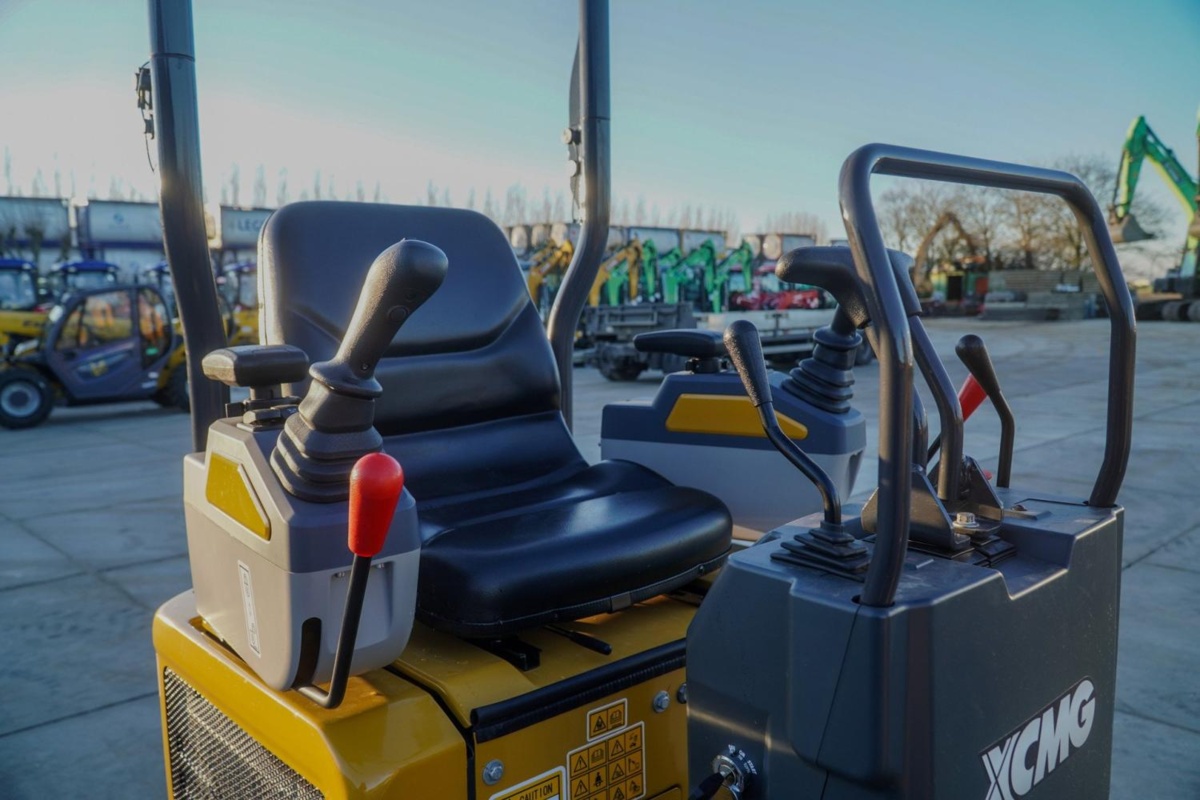  XE10E graafmachine (110496)