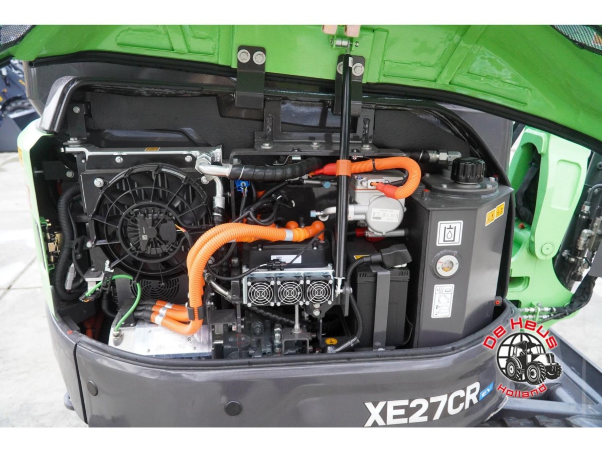 XE27E CR-EV (109705)