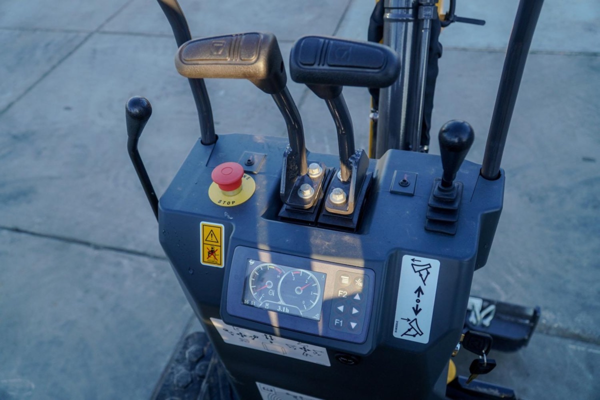  XE10E graafmachine (110496)