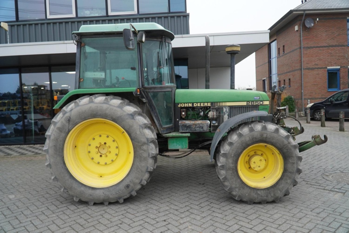  2850 (106353)