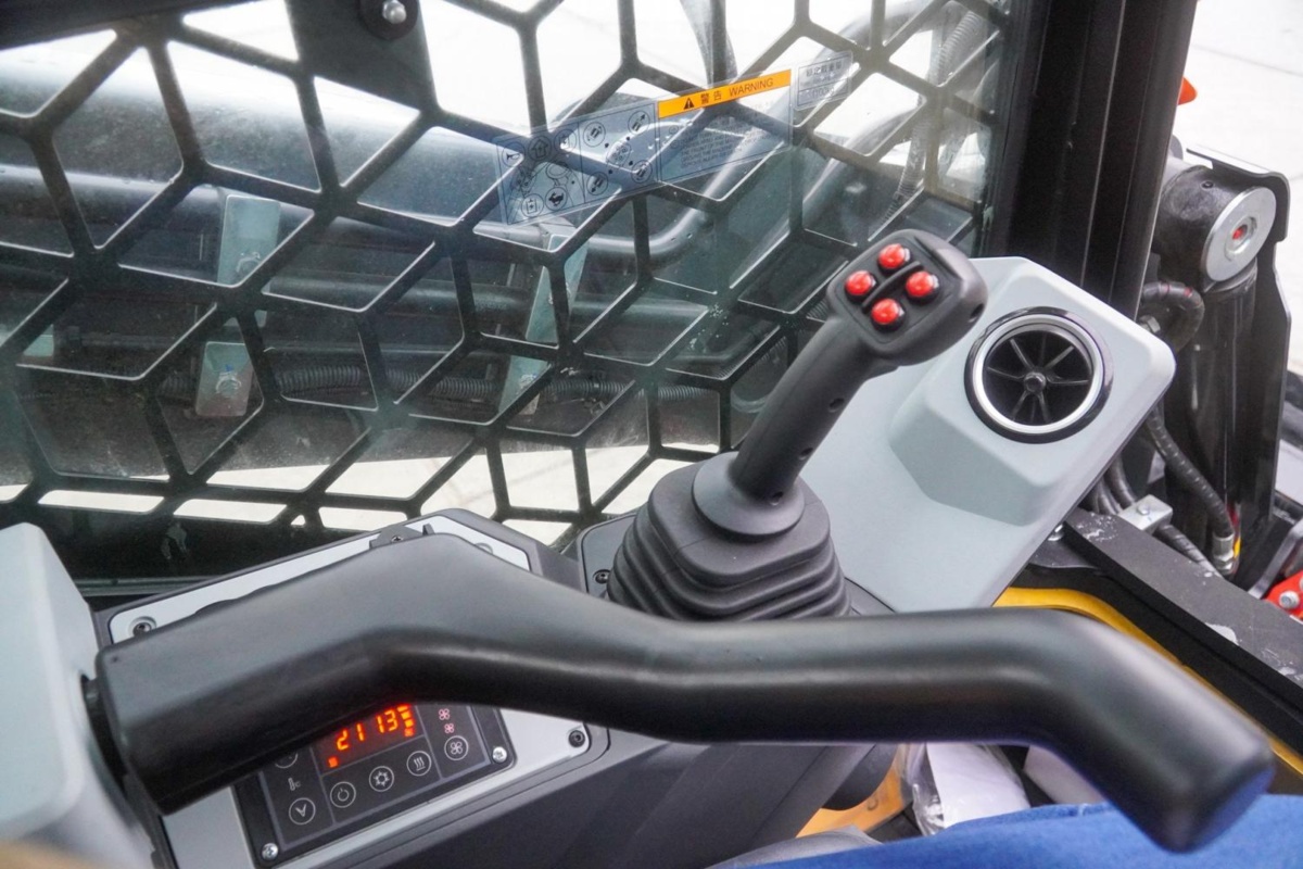 Eurotrac SK45D (110816)