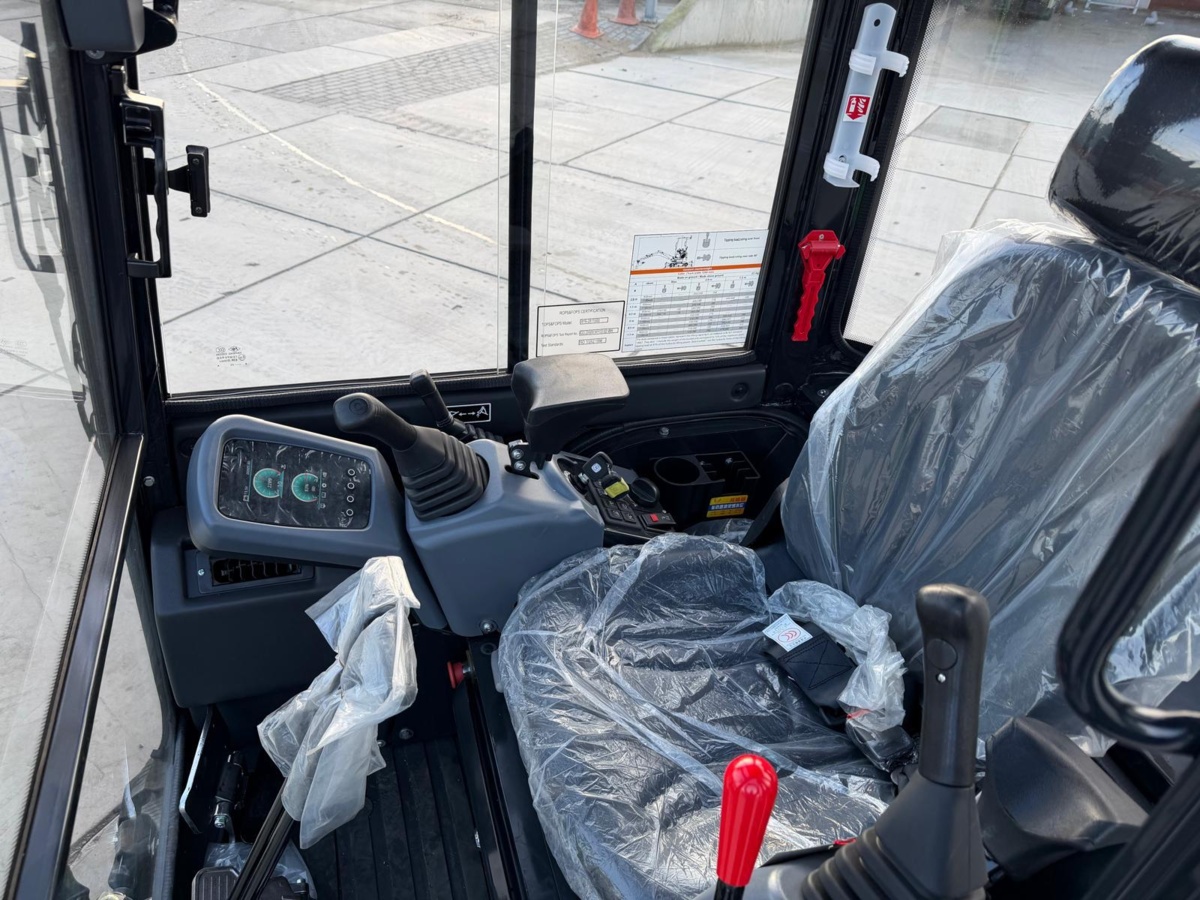 Eurotrac HE22-9