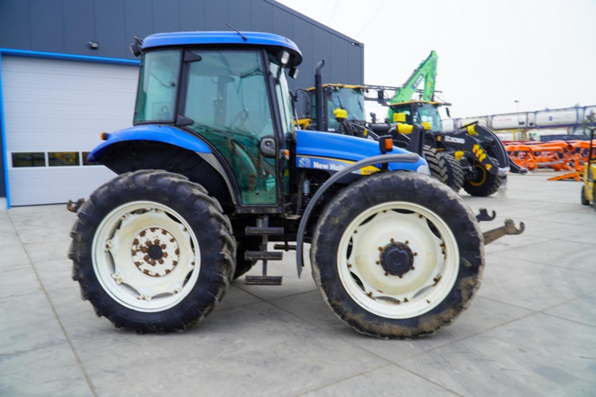 New Holland TD95D (108066)