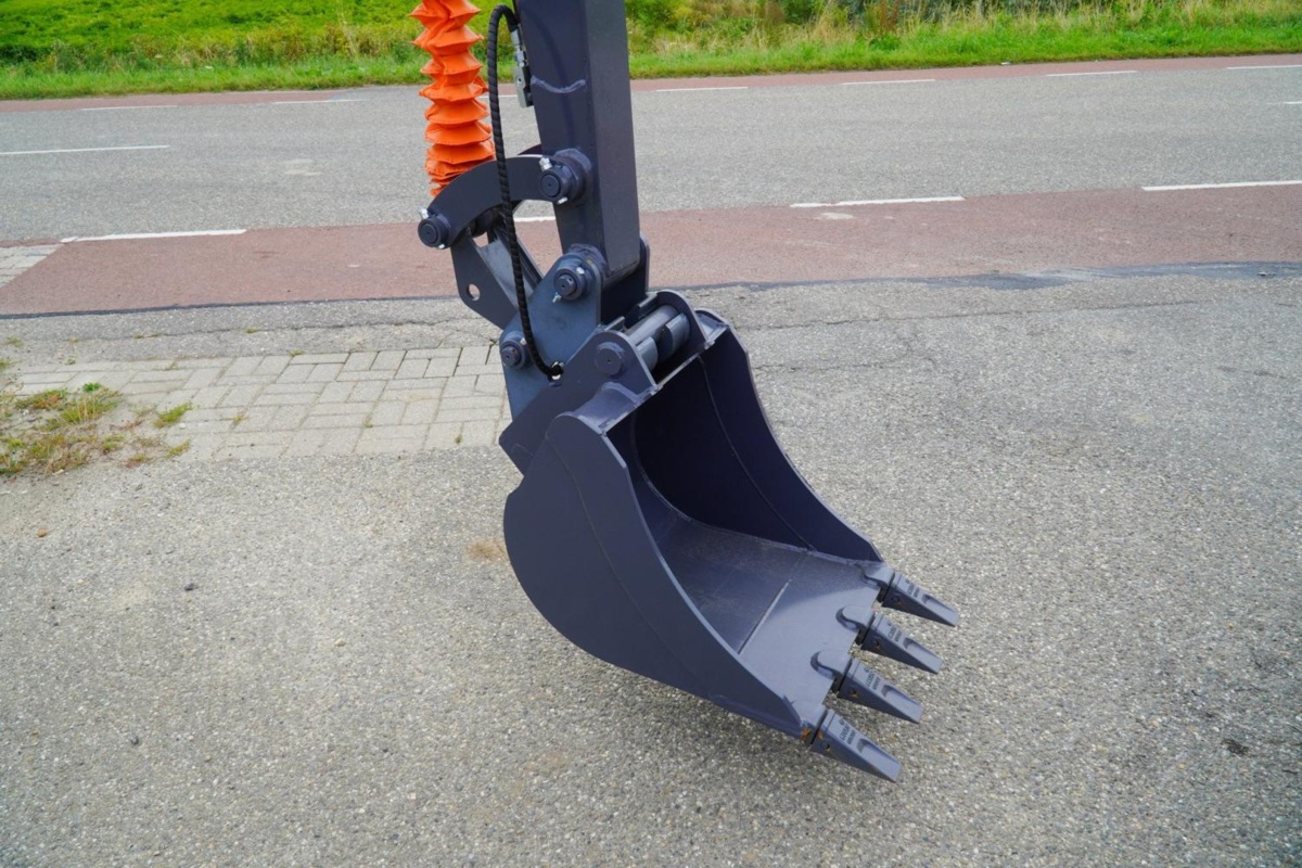 Eurotrac HE36SR (107867)