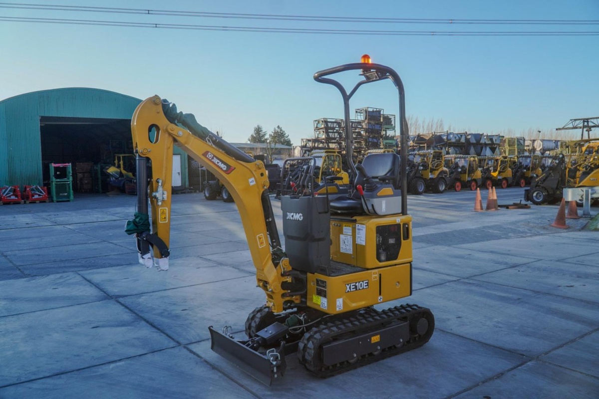  XE10E graafmachine (110497)
