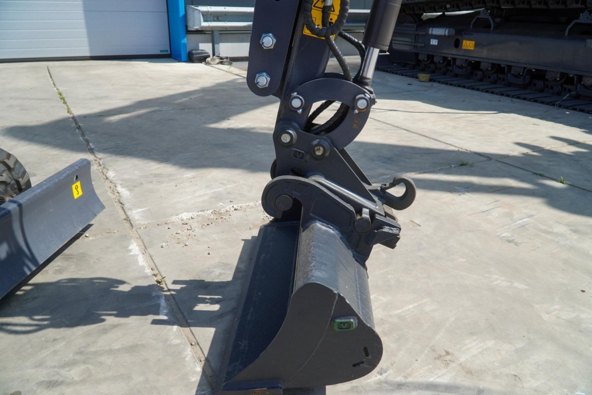 Eurotrac HE12 (106901)