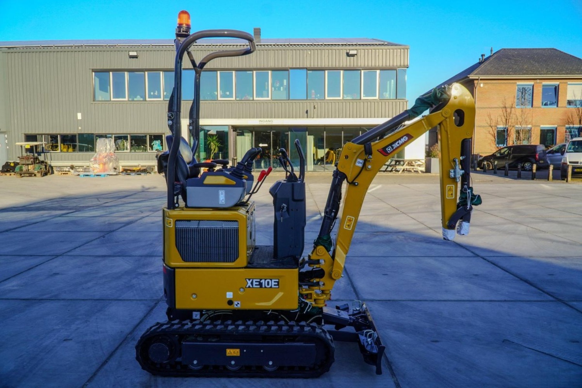  XE10E graafmachine (110497)