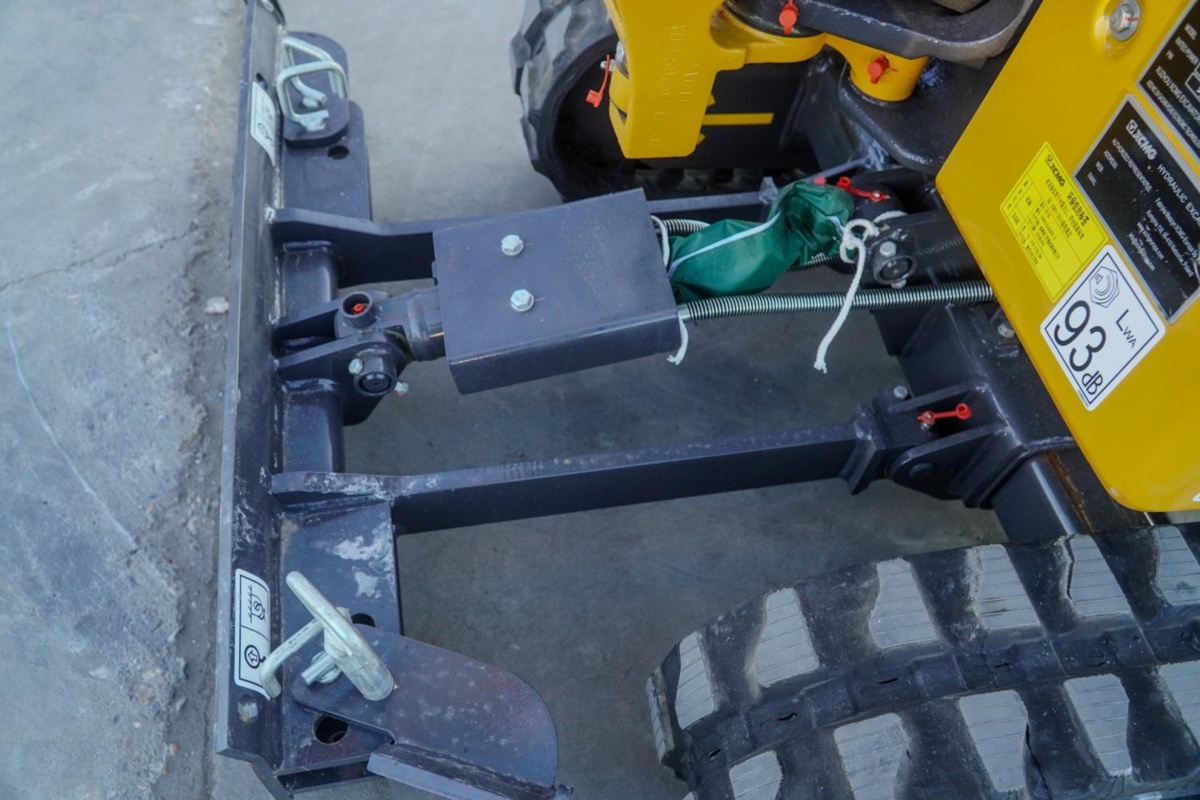  XE10E graafmachine (110496)