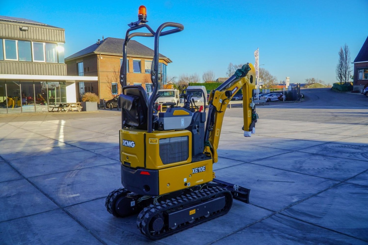  XE10E graafmachine (110497)