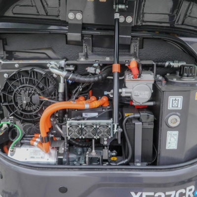  XE27E CR-EV (109710)