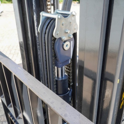 Eurotrac FE18 3 stage 4.5M mast (107974)