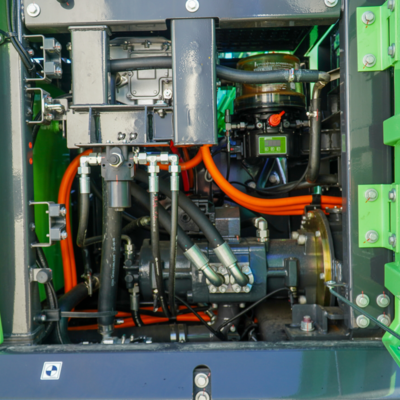 XE215ev uitknippen-09