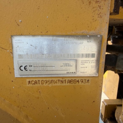 052141g